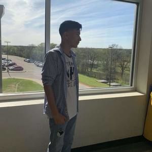 Meet your Posher, Ismael